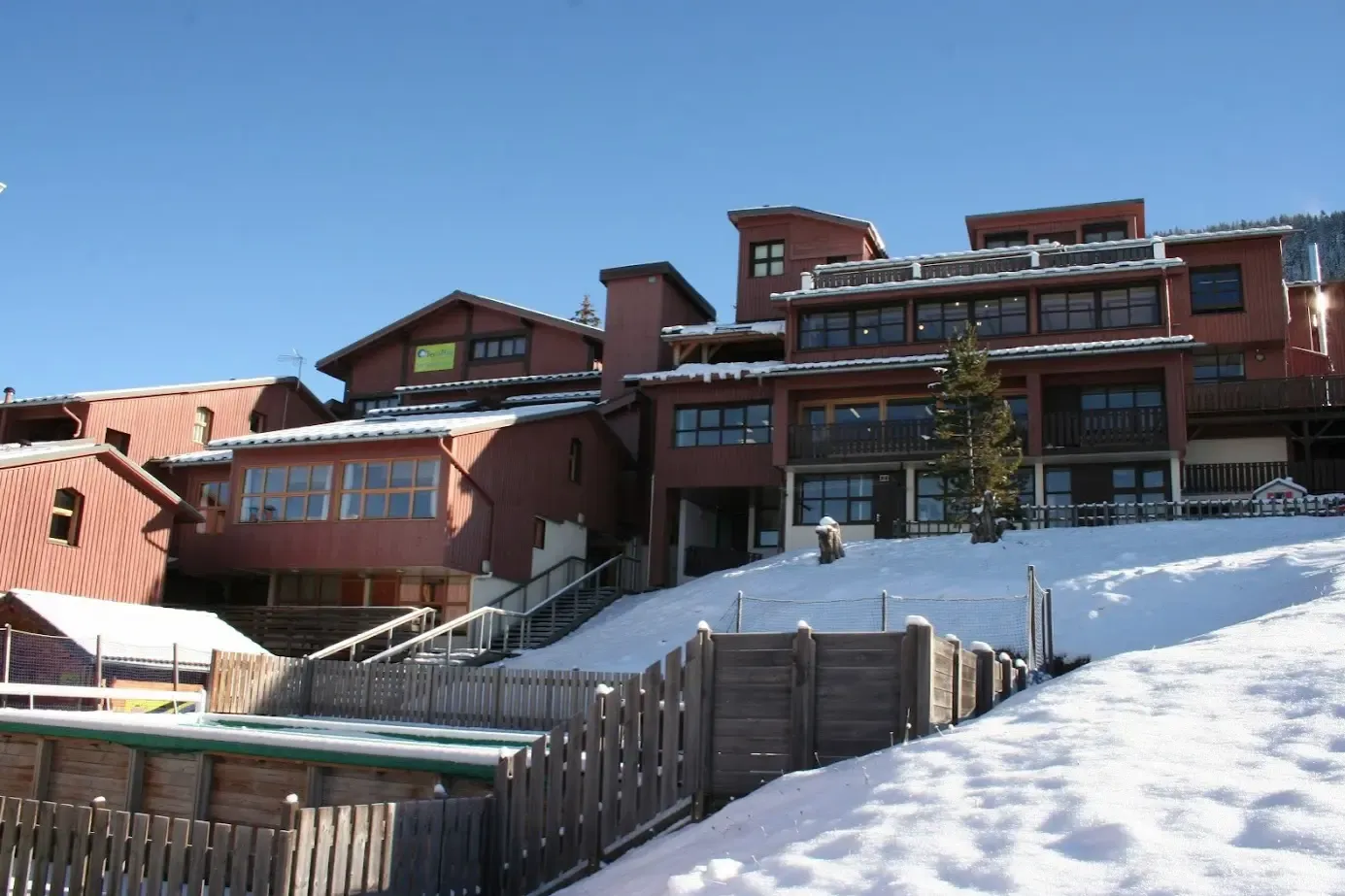 Batiment Les Flocons Verts ***