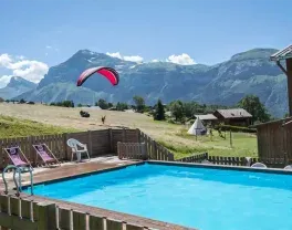VILLAGE VACANCES AUX CARROZ D’ARÂCHES – HAUTE SAVOIE