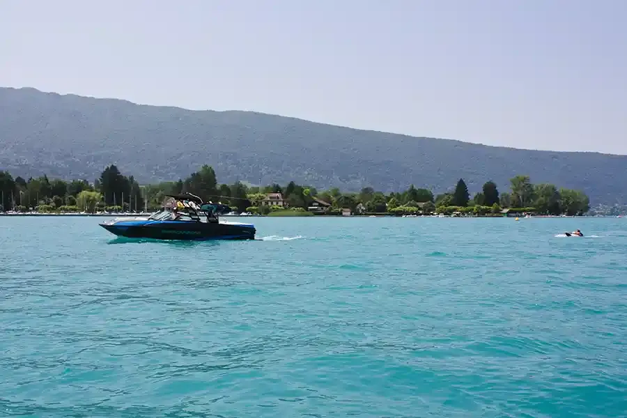 Les Incontournables Du Pré Du Lac