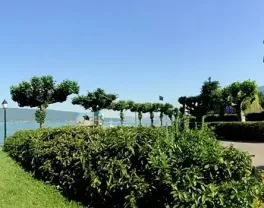 Vue Exterieure Le Pavillon des Fleurs **