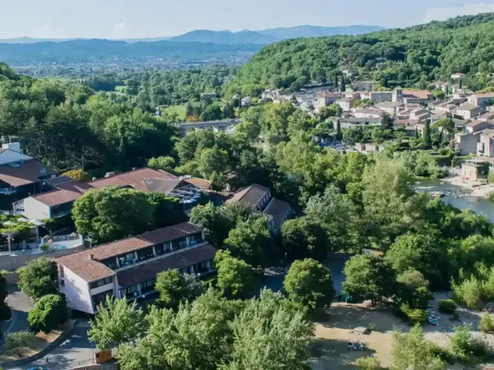 Pourquoi choisir un village vacances Ternélia plutôt qu’un hôtel ?