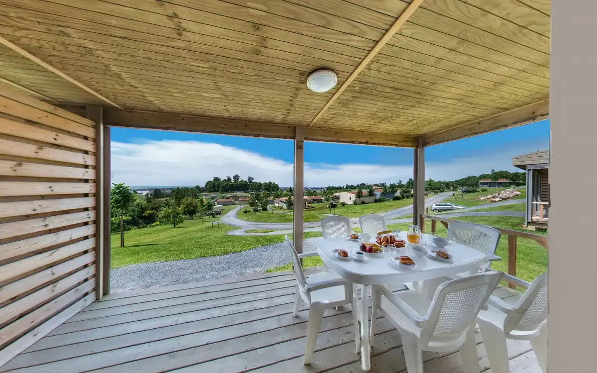 Petit Dejeuner Terrasse Village Vacances Normandie