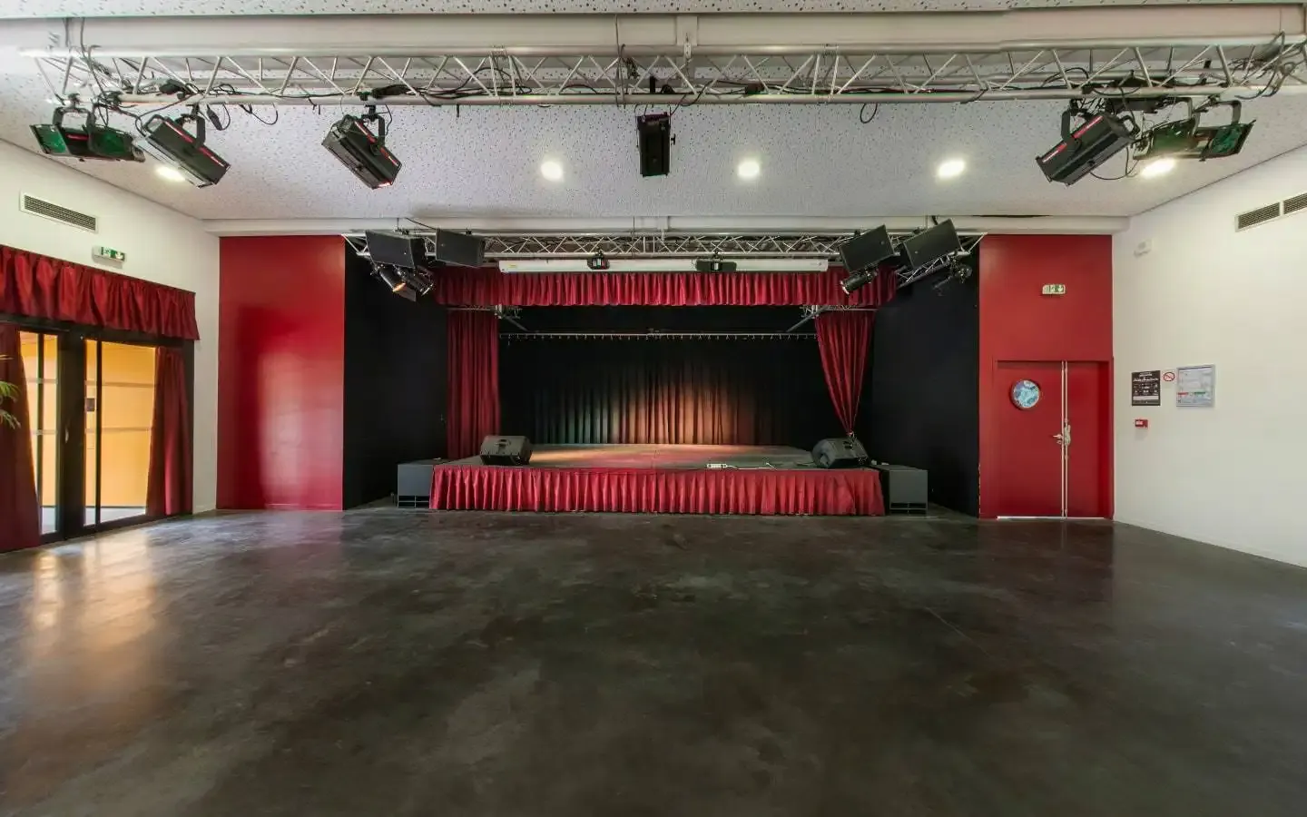 Salle Spectacle Village Vacances Le Conquerant Normandie