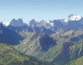 Les Essarts Valloire Ete Vue Sur Les Montagnes