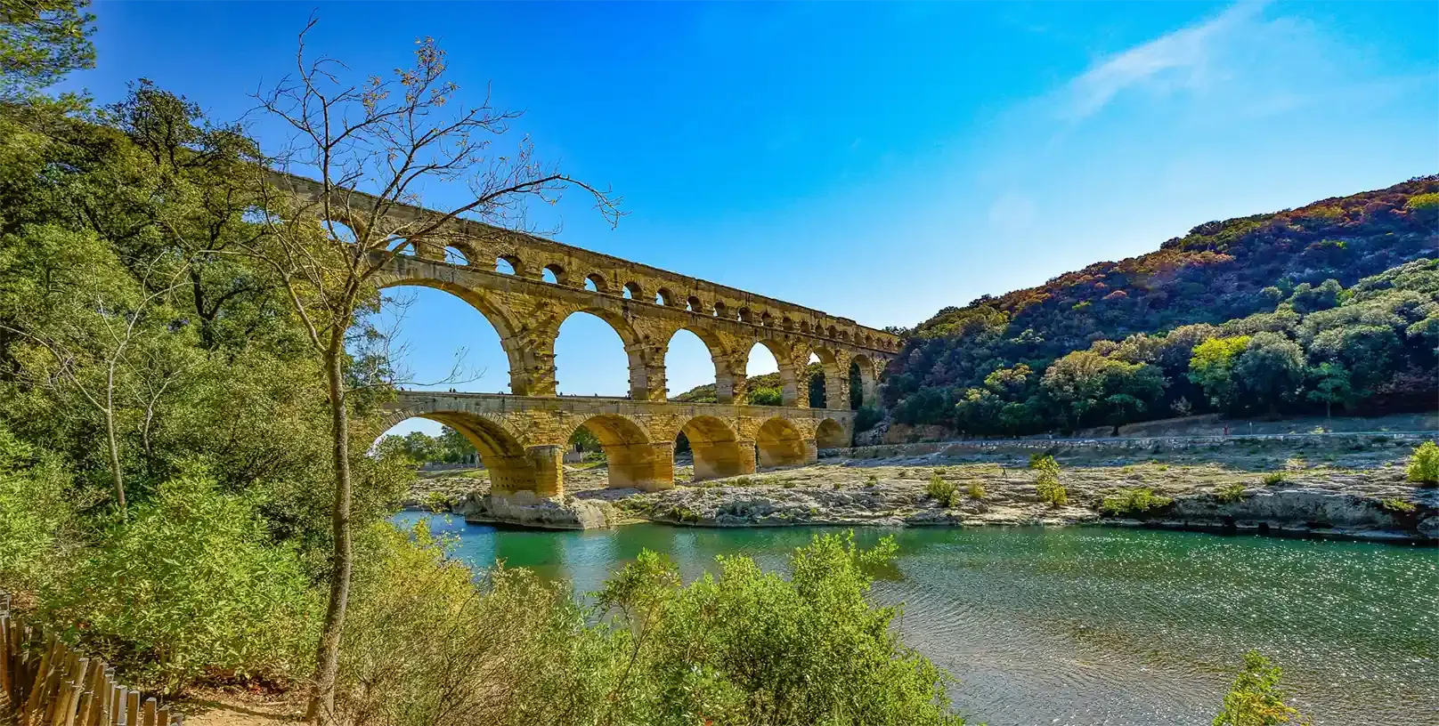 Parcourez Les Sites Incontournables à Proximités De Nos établissements.