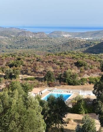 Piscine Et Vue Montagnes U Nebbiu Corse