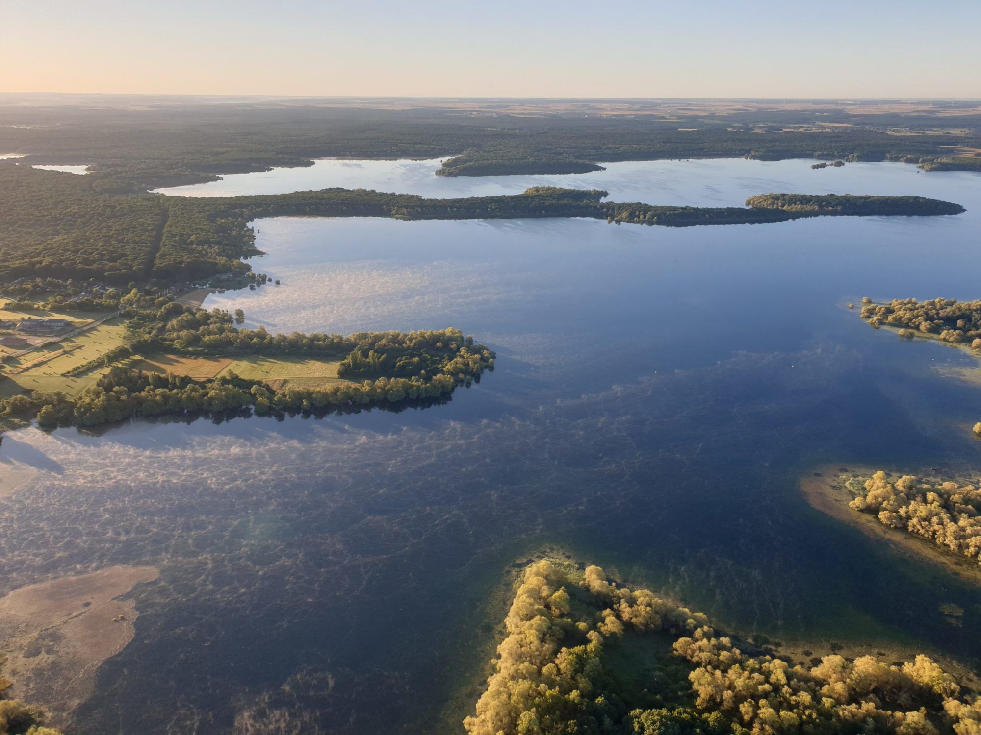 Vue Lac D'Orient En Montgolfière Marion Tur
