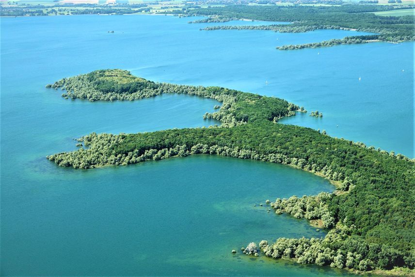 Vue aérienne du lac d'Orient