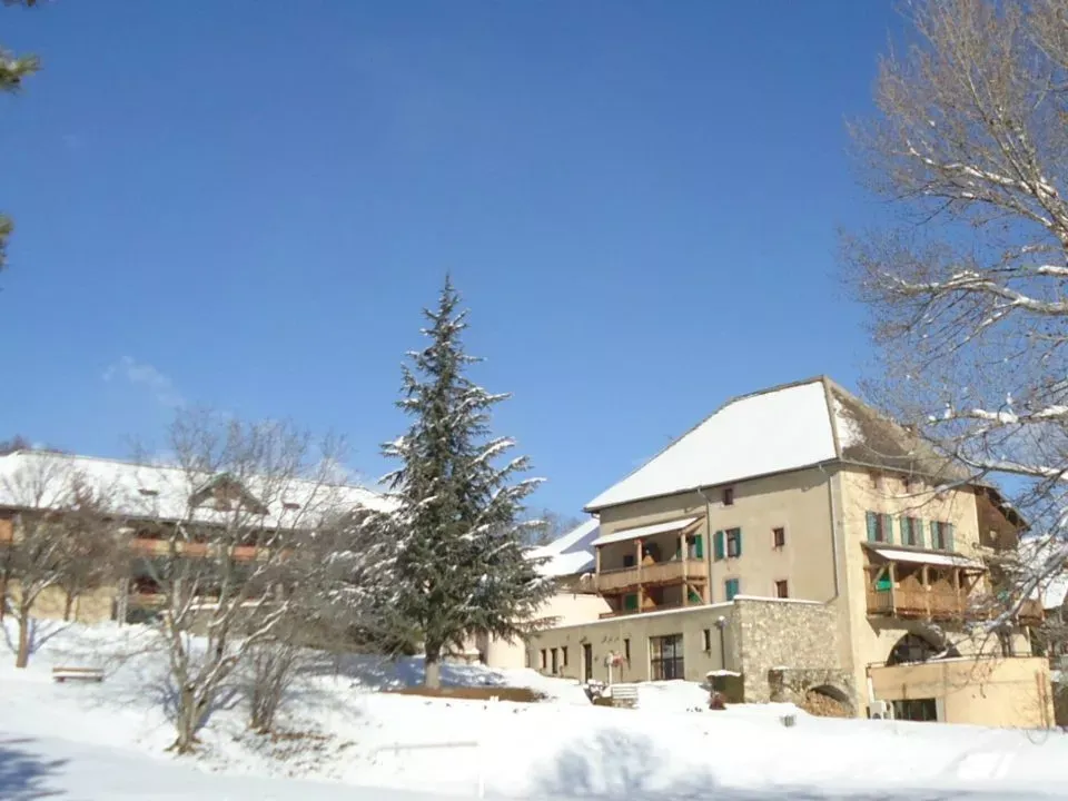 Groupes : séjour Raquettes dans les Hautes-Alpes