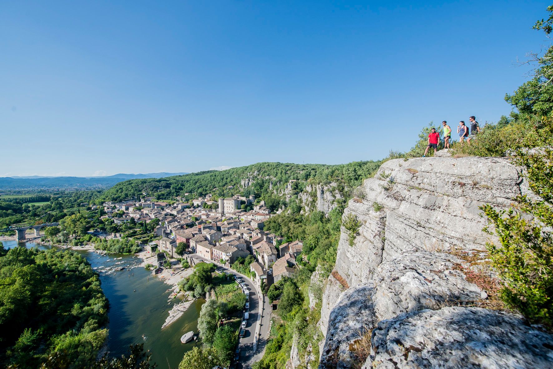 Rando Falaises Vogue