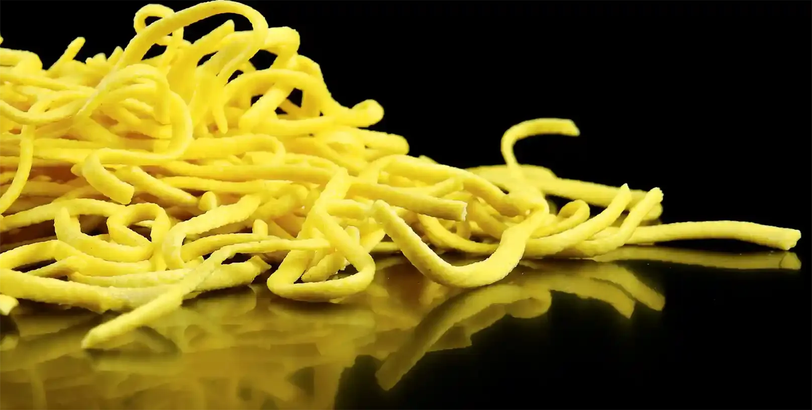 Préparation culinaire de pâtes de la région rassemblant l'Allemagne du Sud, la Suisse, le Tyrol du sud, l'Autriche de l'ouest et l'Alsace-Moselle. 