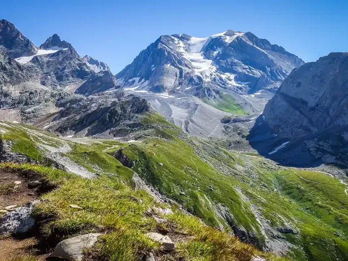 Vacances montagne été : top destinations pour un séjour inoubliable