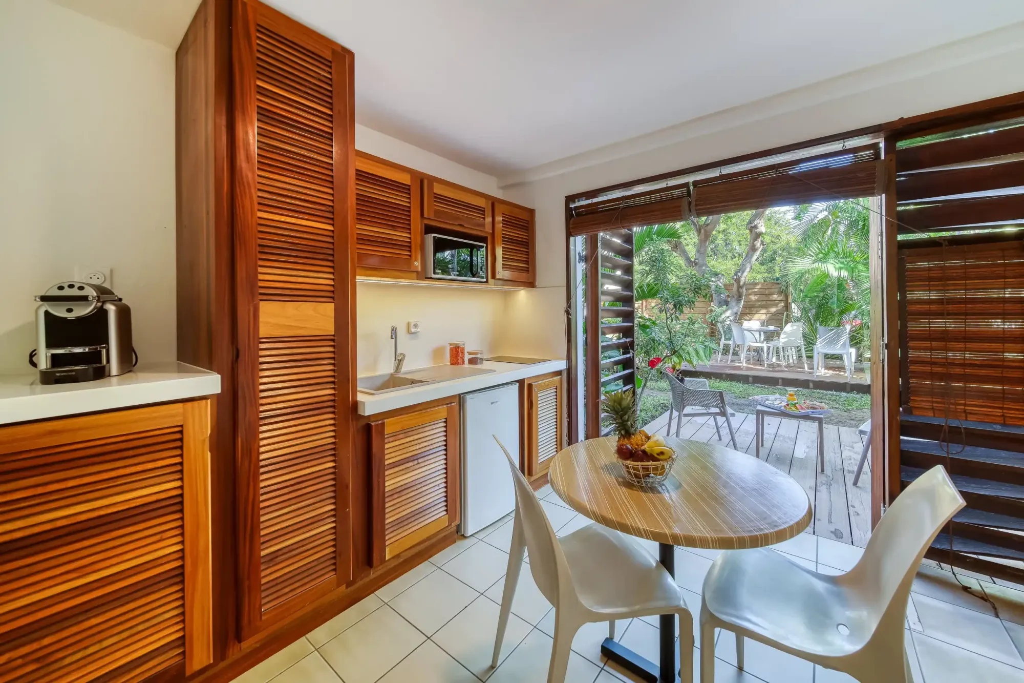 TAH 220705 NewTropicAppartHotelArchi YAH 005