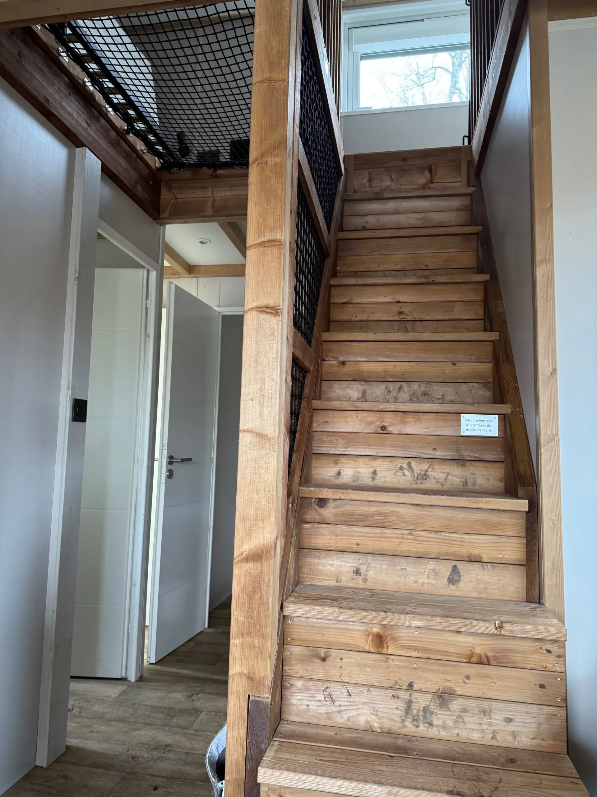 Domaine de Sainte-Montaine escalier