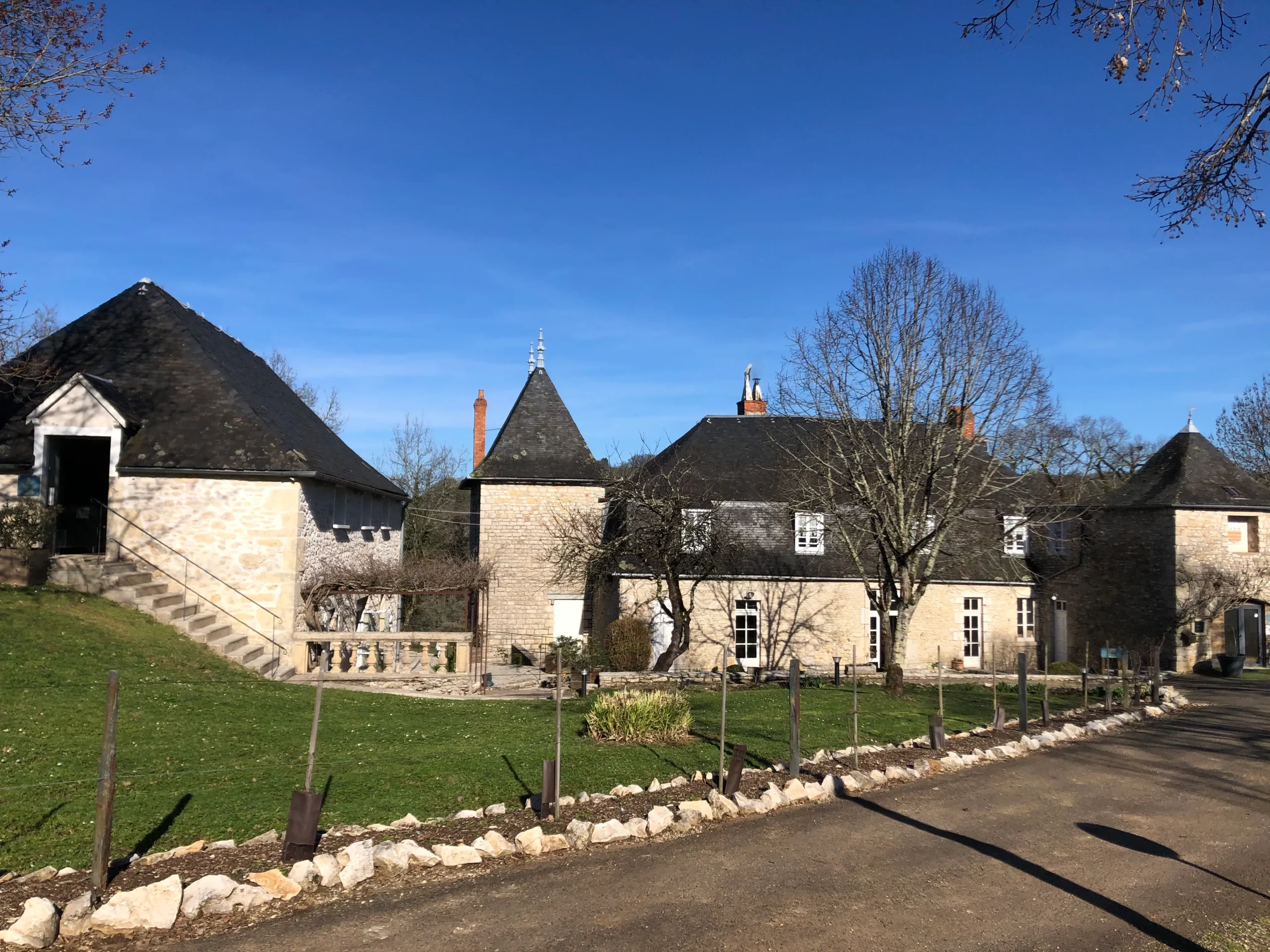 LE CHATEAU DE TERME ALLEE DU CHATEAU