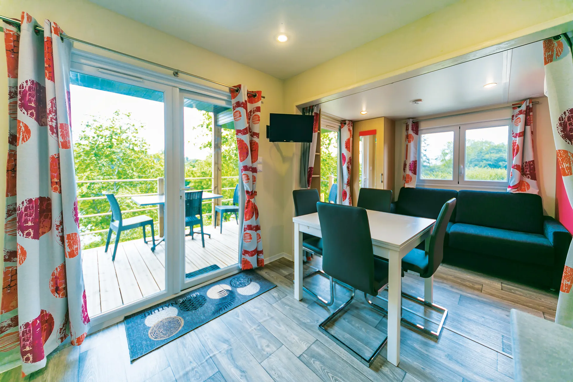 L ISLE JOURDAIN Cottages Intérieur