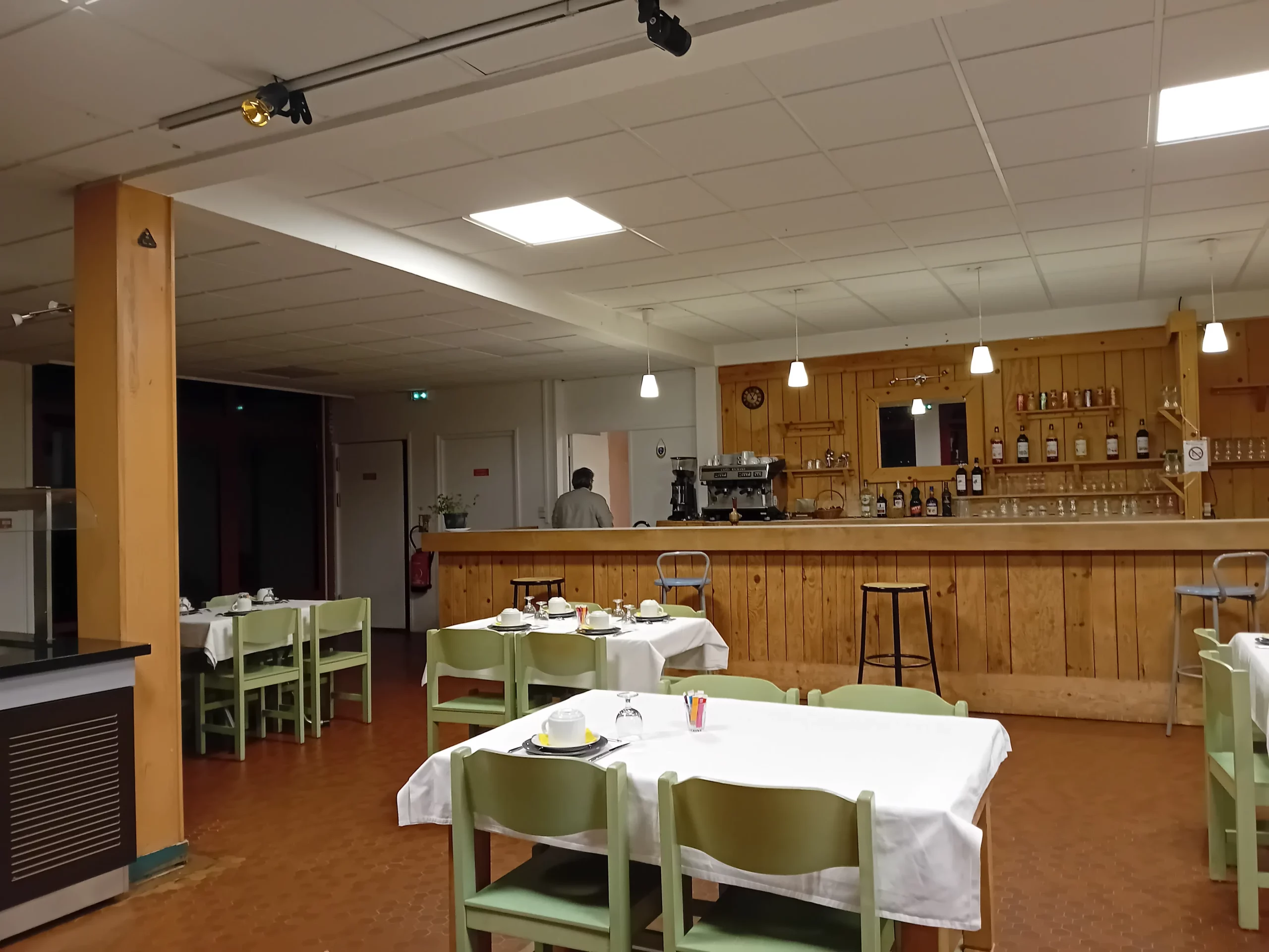 Vorey VV *** salle de restaurant