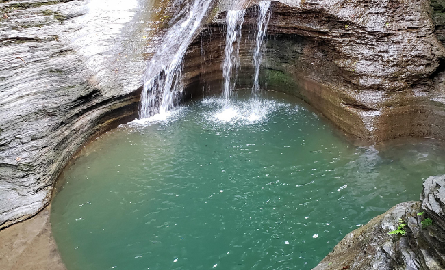 LES GORGES DE LA LOIRE