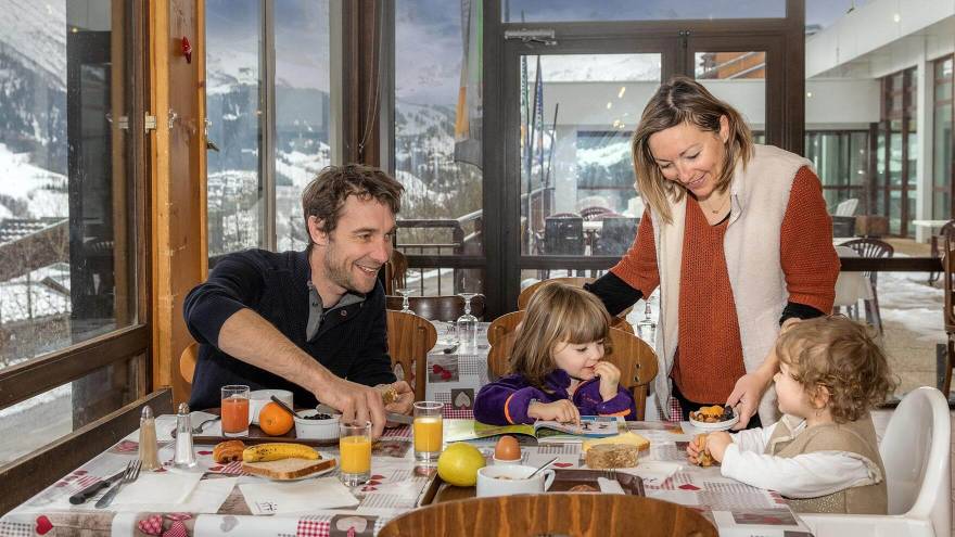 Doucy Petit Dejeuner Famille